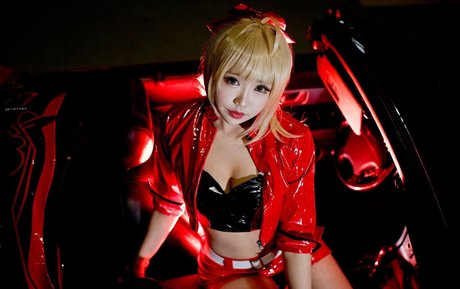 tsikyo free actress gallery