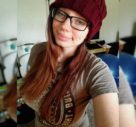 Gabby Swears star pretty photos