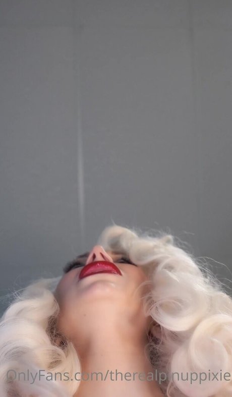 Pineup Pixie pornographic star photo