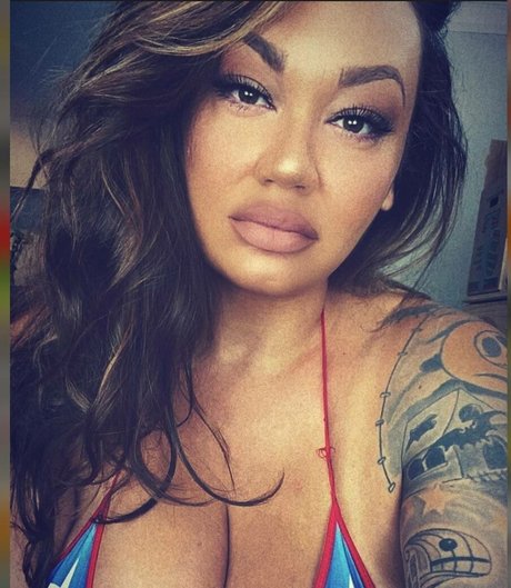 Avi Berri pornstar hd pictures