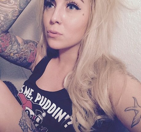 SJ Valenz pornstar adult pic