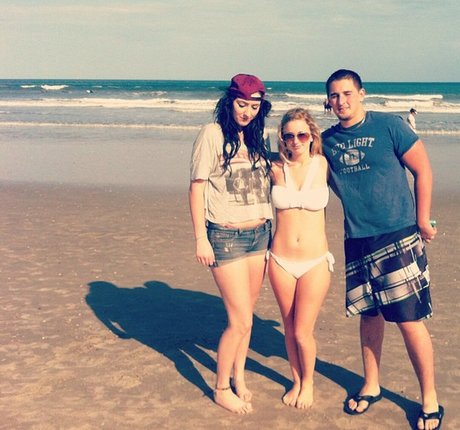 Yillian top pornstar image