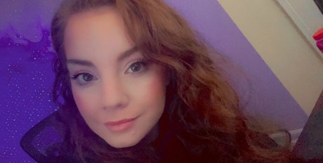 Gingy Gingerliness nude model gallery