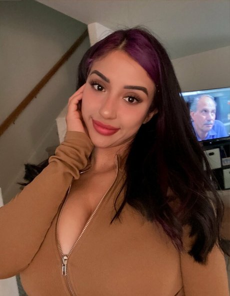 Alexandra Nicole star nudes image