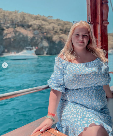 Julia Chegodar model hot pics