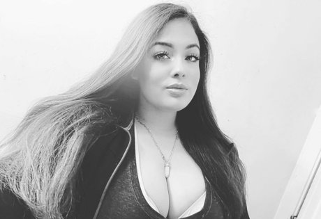 Esmeralda Quintero nice model pic