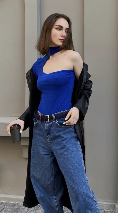 Diana Elias pornographic model pics