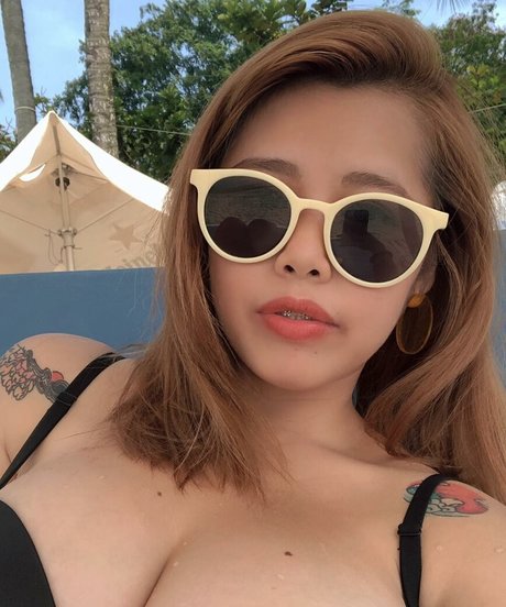 Chen sexy pornstar img