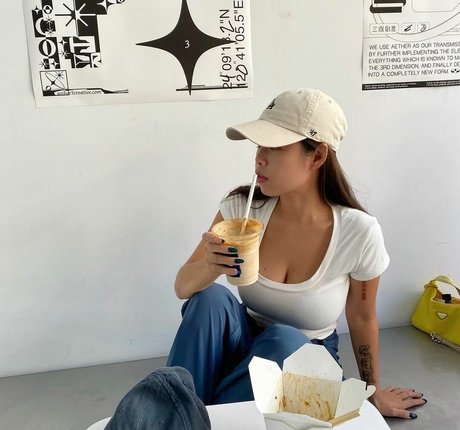 Chen nudes pornstar picture