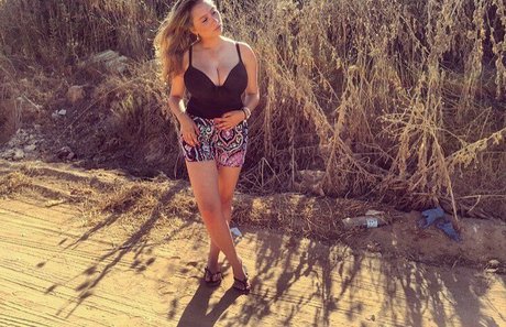 Shachar Alkoser model naked photos