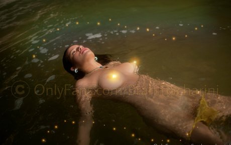 Samantha Katie James star nice photo