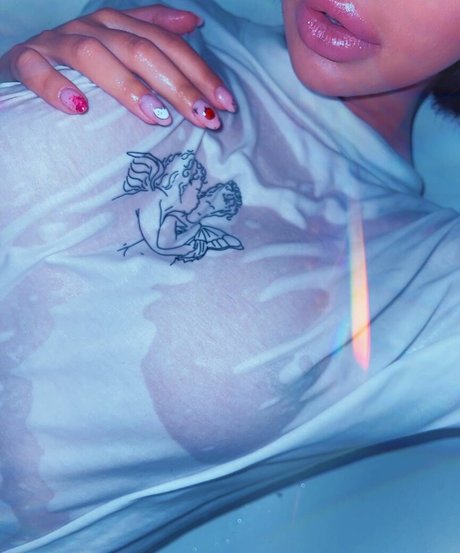 ralucaerr sexy pornstar image