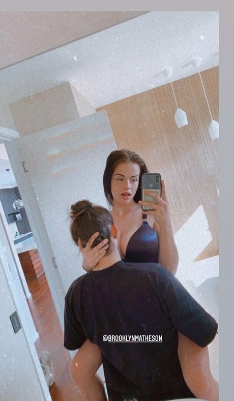 Grace Laura star top photo