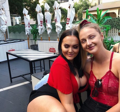 Tayla Cooper porn actress galleries