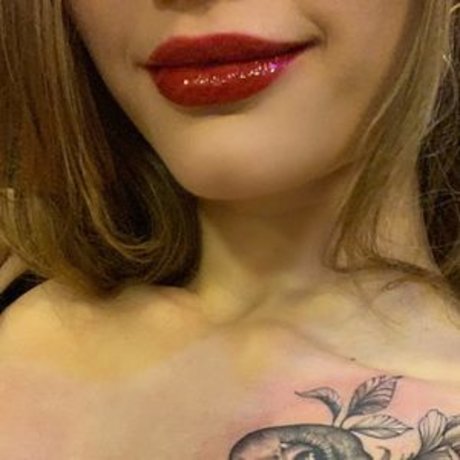 Giuliana Capitani model pretty pics