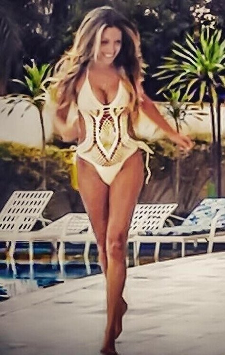 Roberta Carbonari Muzy hot model galleries