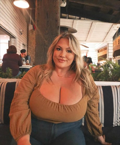 Hayden Buchko star sexy photos