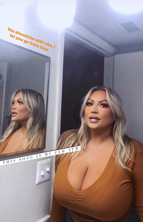 Hayden Buchko free model gallery