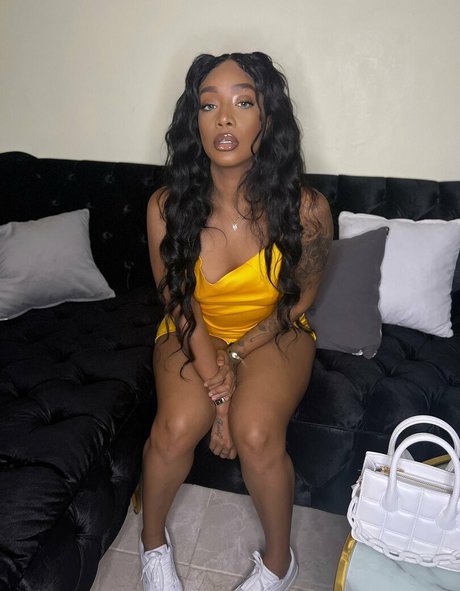 cathiimedialuna naked star galleries