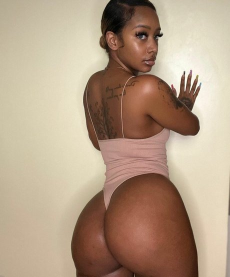 gainer onlyfans art nude photo