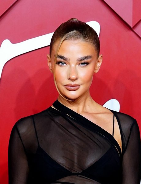 Jess Hunt pornographic model gallery