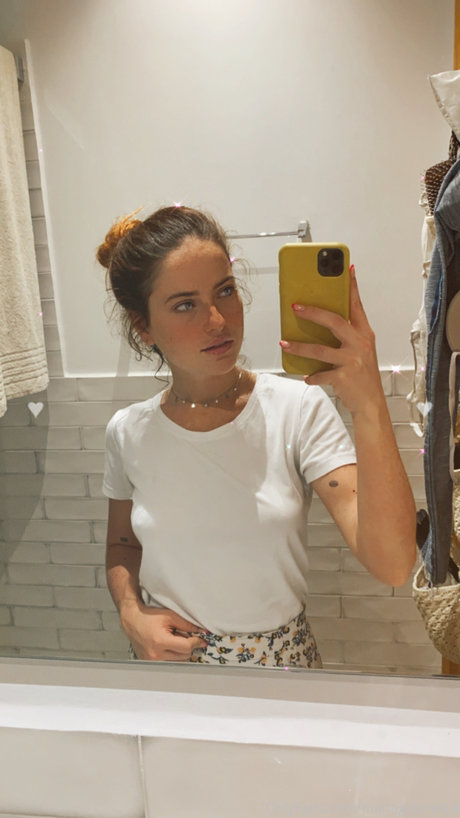 Maria Gabrielita model hot photos