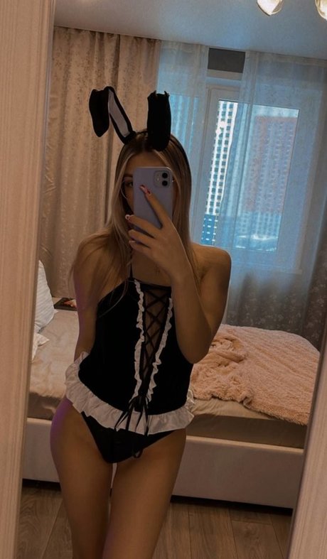 Vellari Feet model nice gallery