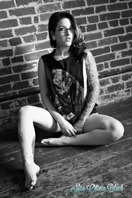 Olivia Black exclusive model pics