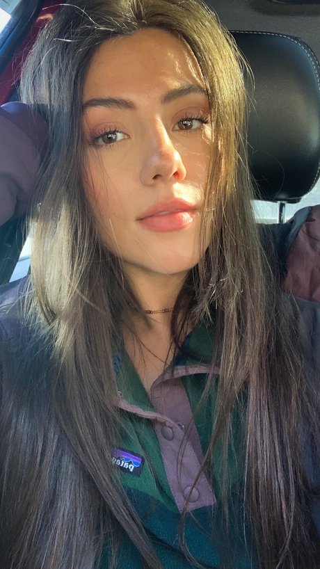 Adriana Mae porn actress img