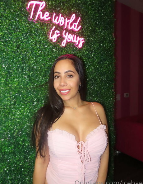 IceBae star pics