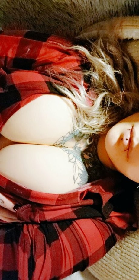 Korppiworppi adult model images