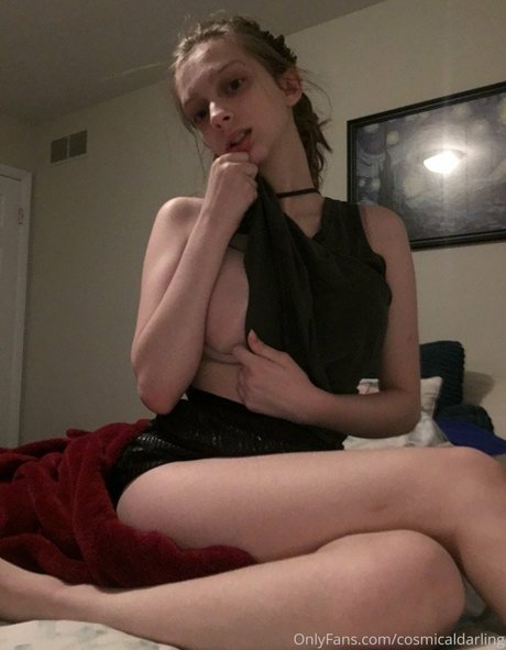 Cosmic Darlings free actress pic