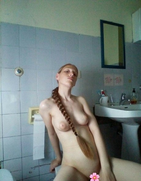 Gresia Lella star erotic image