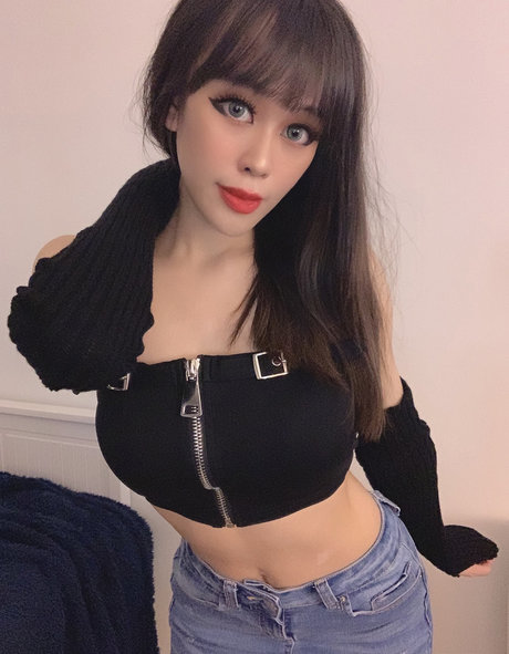 Saiiren adult actress pic