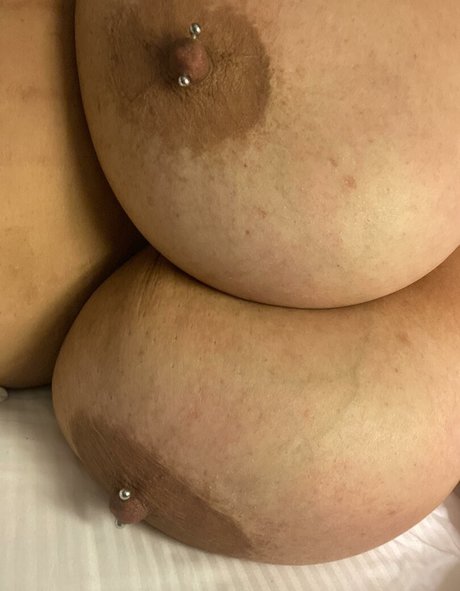 KeepingBusy model pornographic galleries