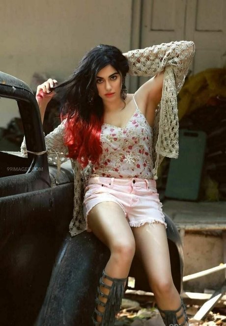 Adah Sharma model naked gallery