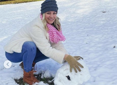 Emerald Kisses hot star image