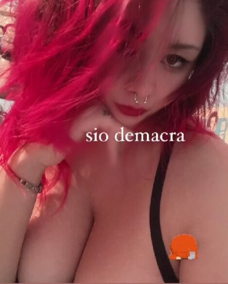bitterpuke pornstar naked picture