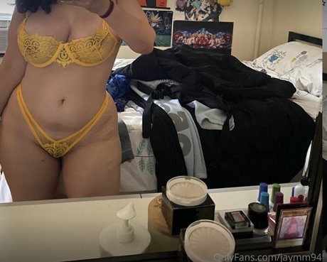 Jaybunni94 profile image