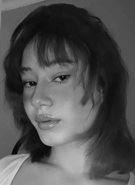 Arzu Ylmaz top model pic