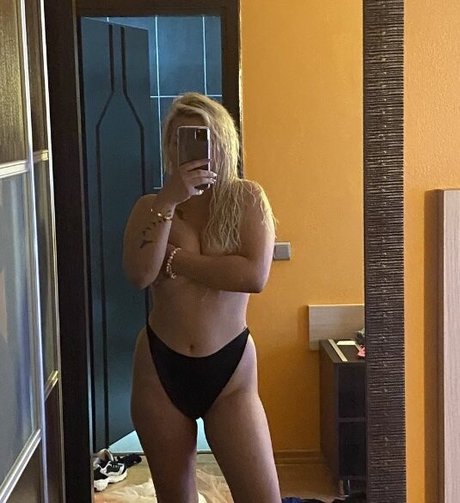 Beste Barkut adult star pictures