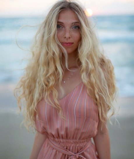 Tiny Miny Mo thumbnail