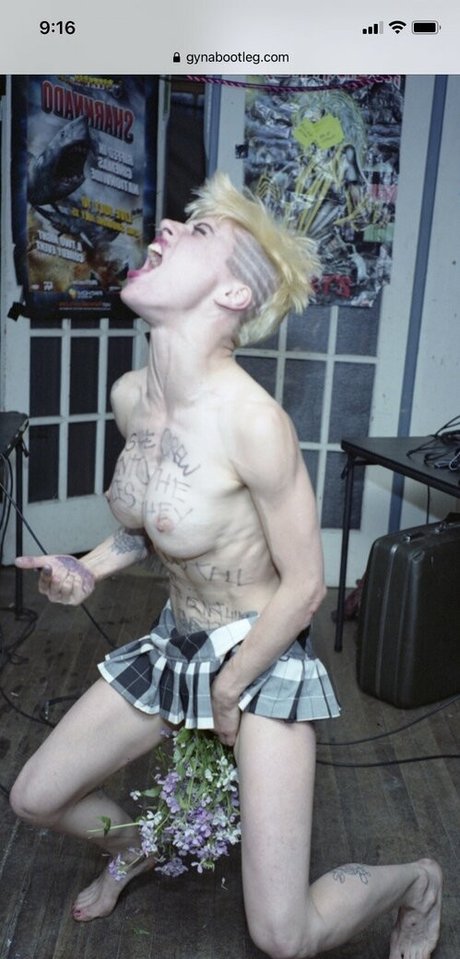 Gyna Bootleg hot model photos