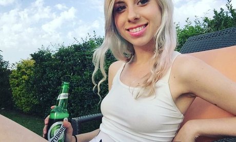 feet onlyfans hot nude photo