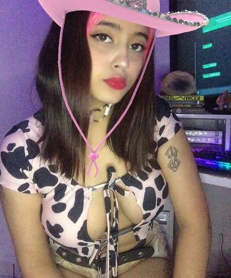 young teen onlyfans nude pictures