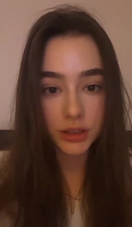 Dasha Tarab pornstar beautiful photos