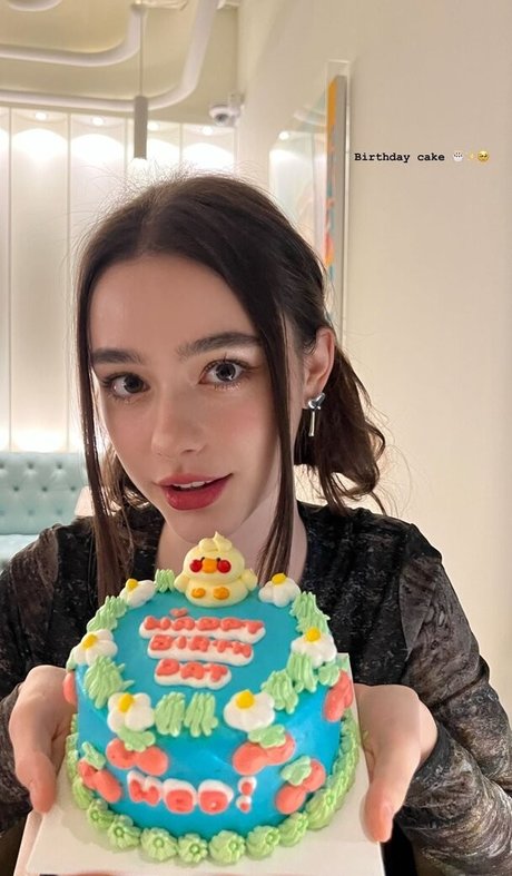 Dasha Tarab sexy actress photo