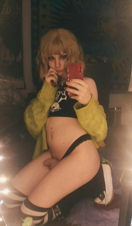Nihlllxm pornstar hot pictures