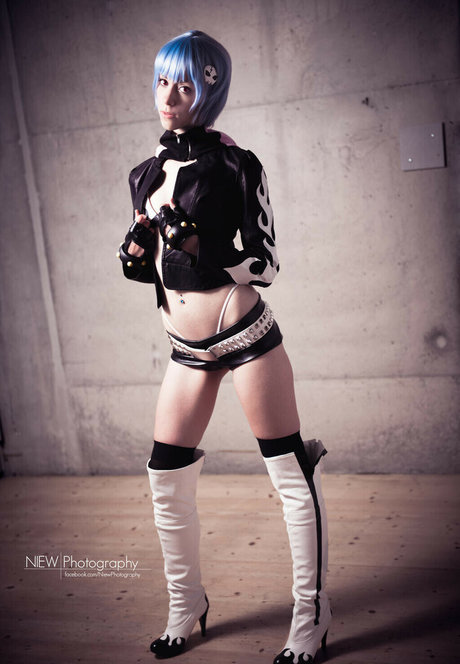 Shiroiaisu Anpan model sexy gallery