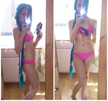 Shiroiaisu Anpan naked pornstar image